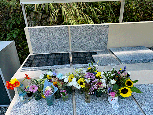 ペット霊園2階合同墓地にお付けする６月下旬から７月中旬のメモリアルプレートが出来ました。