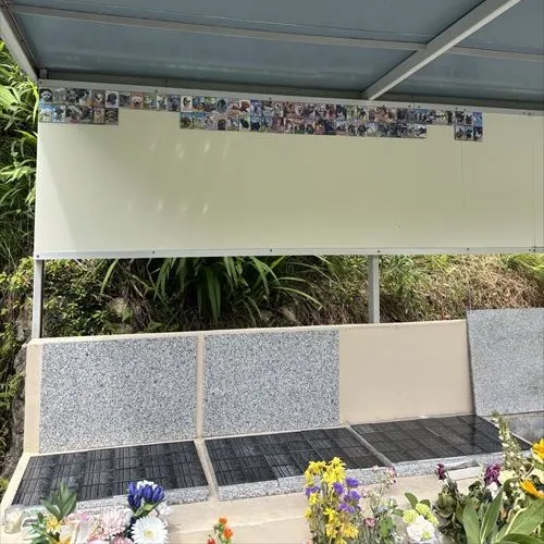 本日、私たちのペット霊園で合同埋葬日を執り行い、多くのご家族...