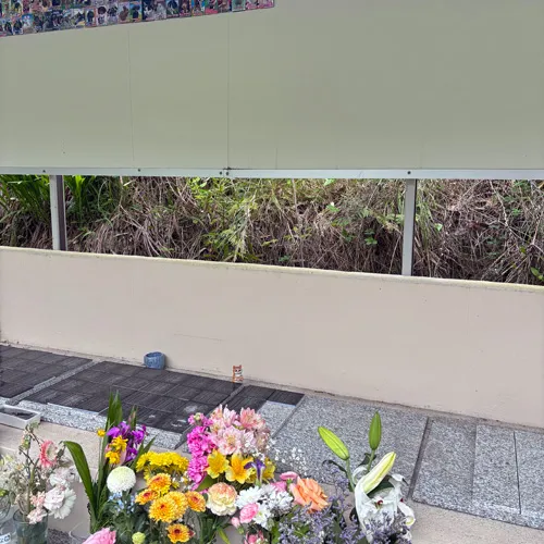 合同墓地に新しくお付けするお名前のメモリアルプレートが完成し...