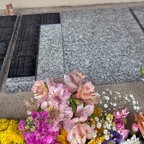 合同墓地に新しくお付けするお名前のメモリアルプレートが完成し...